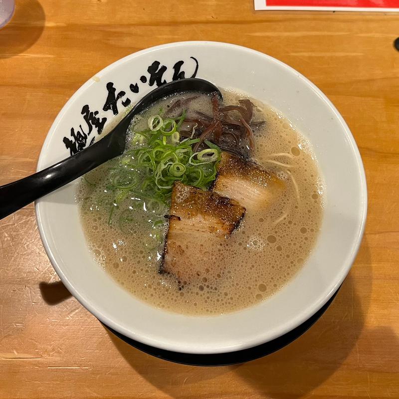 屋台豚骨(麺屋たいそん 博多駅前創業店)