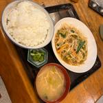 スタミナ炒定食
