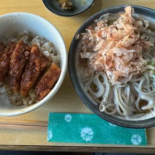 おろしそばとミニソースカツ丼セット