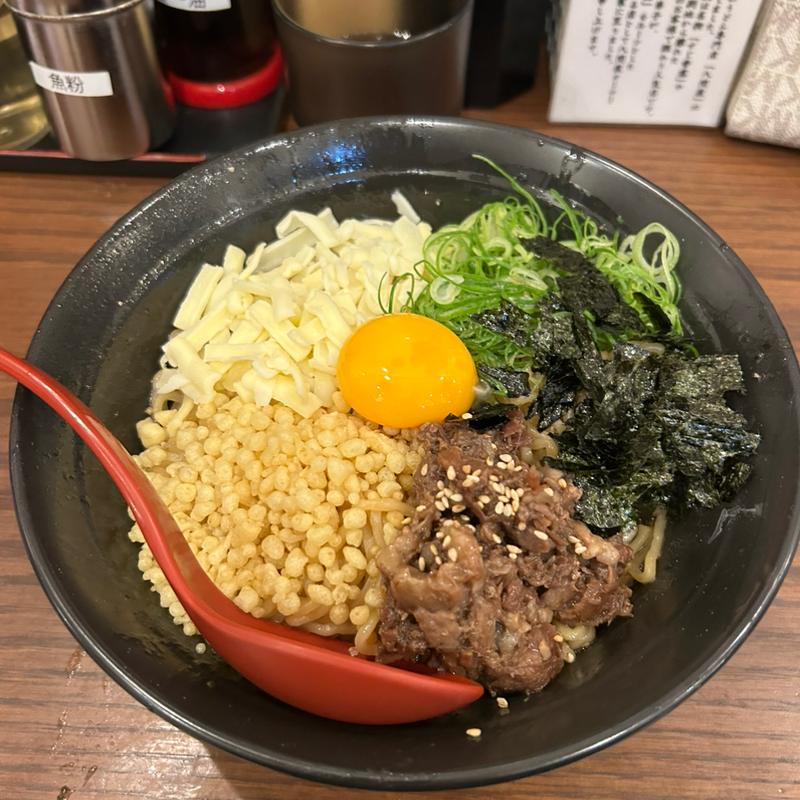 チーズぼっかけまぜそば(神戸灘八 本店)