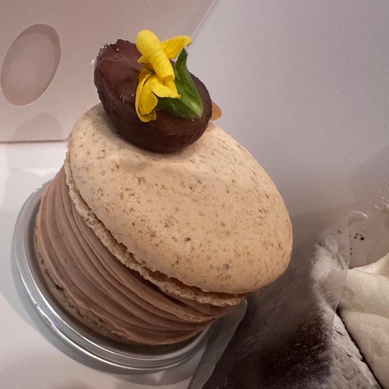 マカロンドートンヌ(ラ・ローズ・ジャポネ （La Rose des Japonais）)