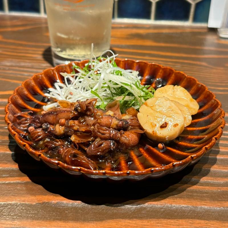 ホタルイカとホタテのガリバタ(酒場セカンド)