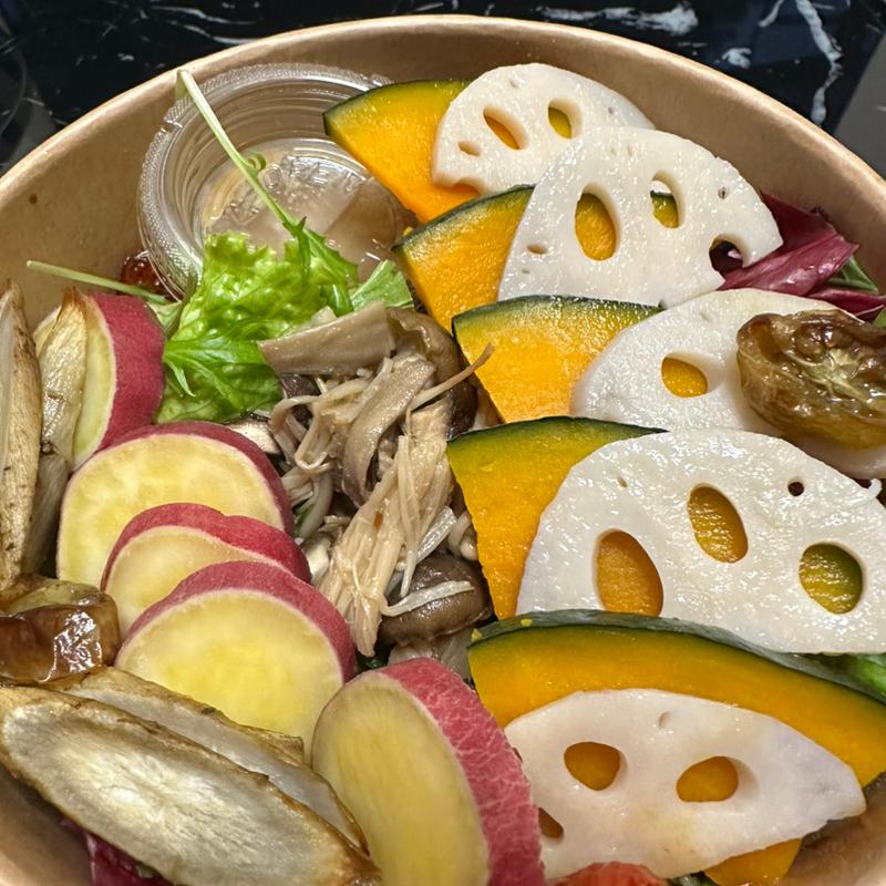 本日のサラダ (旬菜マルシェ やました)