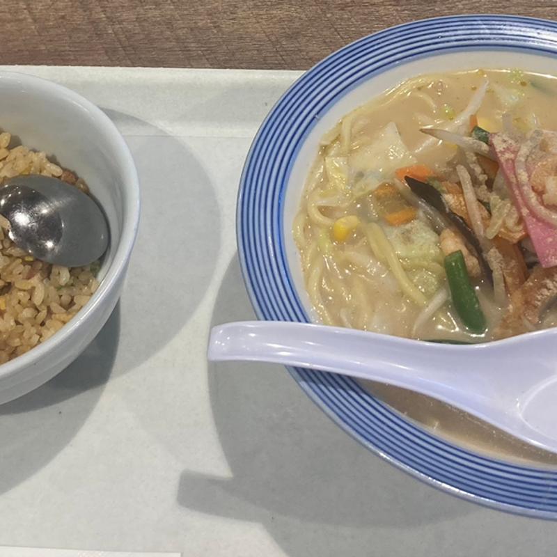 (リンガーハット プロメナ神戸店)