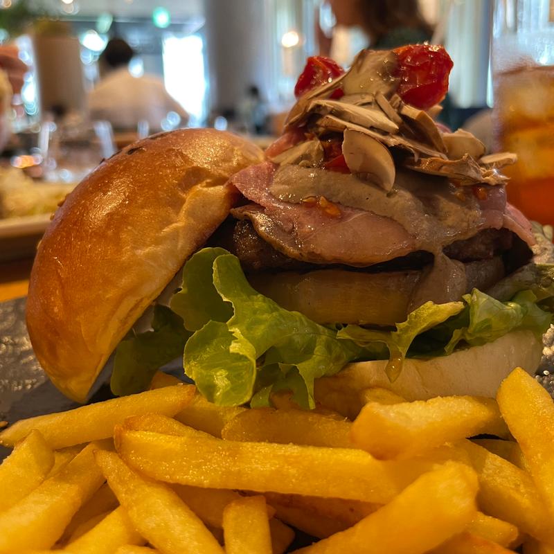 ニューライトバーガー withフレンチフライ(New light)