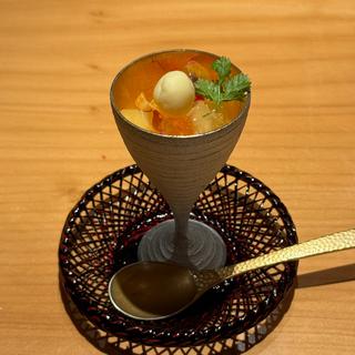 旬のフルーツのジュレがけ(華丸吉日)