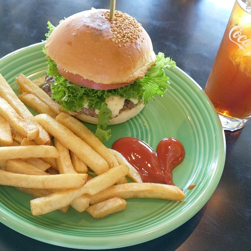 スペシャルバーガー(キャプテンカンガルー ハンバーガー)