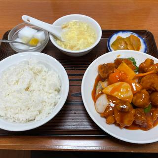 酢豚定食