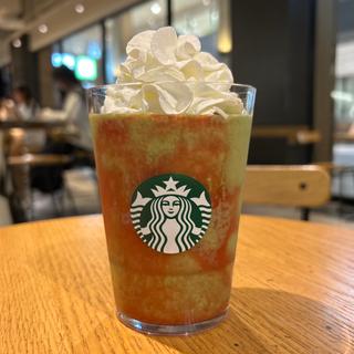 抹茶いちごクリームフラペチーノ