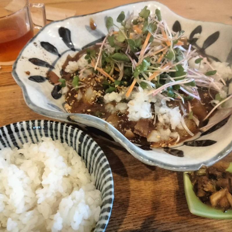 れんこん饅頭（三種御膳）(三粒に種)