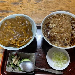 たぬきそばカレー丼セット