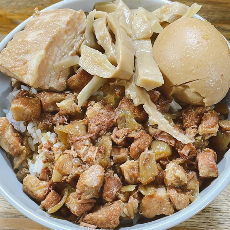 ルーロー飯(馳走屋 魚喜 （うおき）)