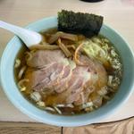 ワンタンメンにチャーシュートッピング