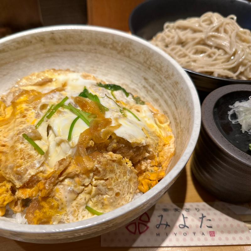 極みカツ丼セット(蕎麦きり みよた 青山本店)