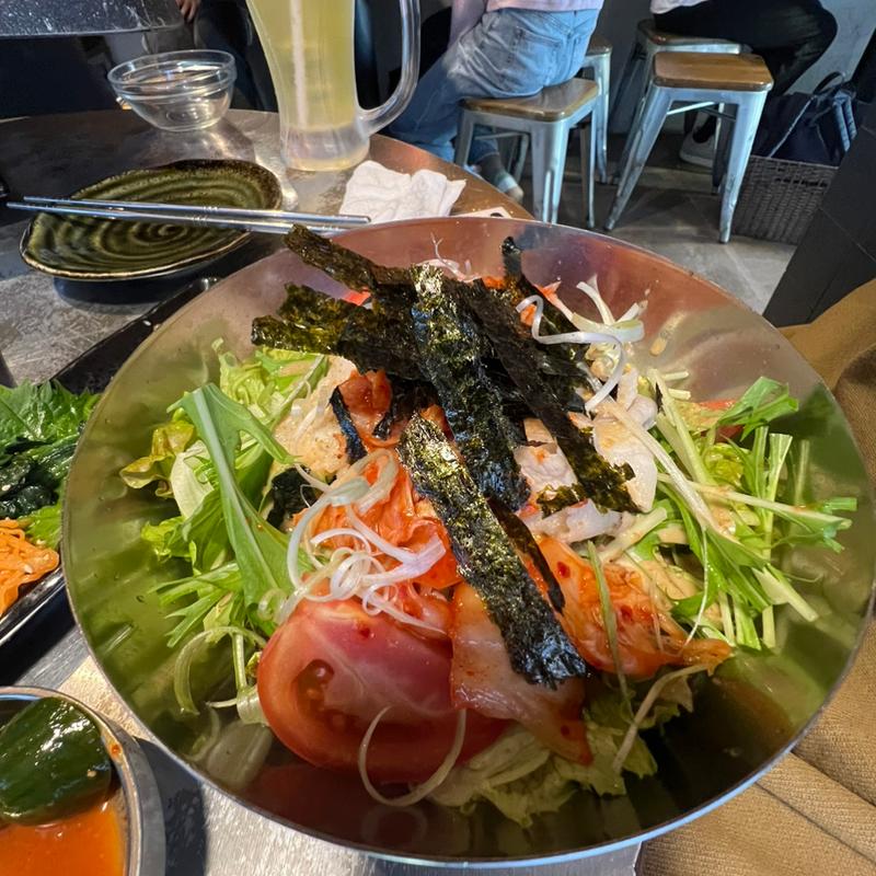 韓国冷しゃぶサラダ(韓国屋台あし跡)