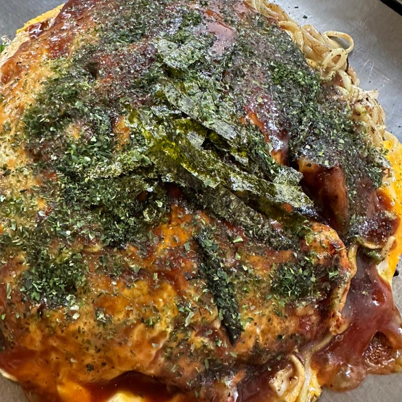 お好み焼き御幸焼 (豚肉 卵 生イカ エビ)(御幸)