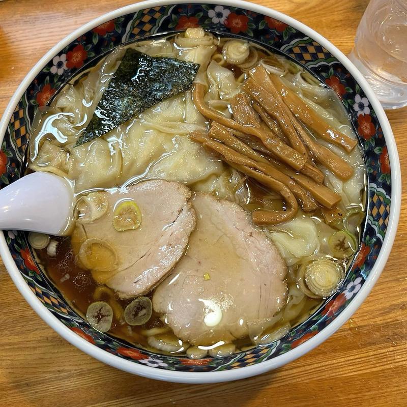 わんたん麺 大盛(荻窪中華そば春木屋 荻窪本店)