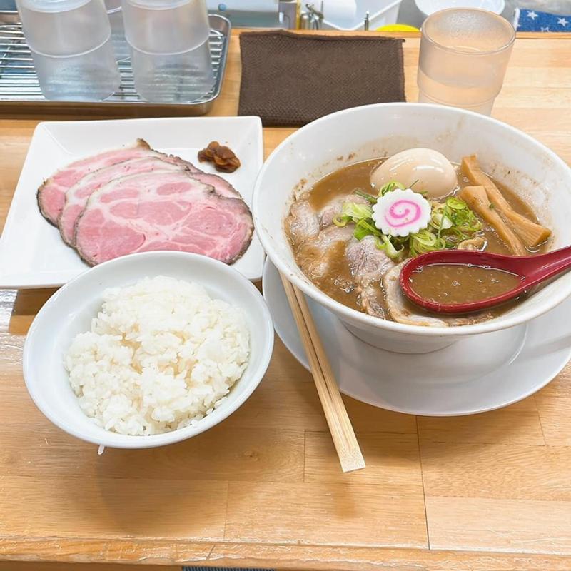 とんこつ煮玉子 南国スイート桃ニク 中ごはん(ぶたのほし （TONKOTSU BABY）)