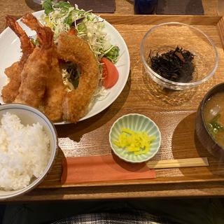 エビフライ定食(キッチン ほりぐち )