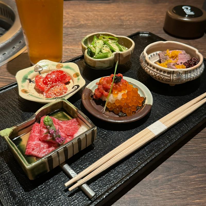 旬野菜 二種、前菜 三種(ヤキニク旭)