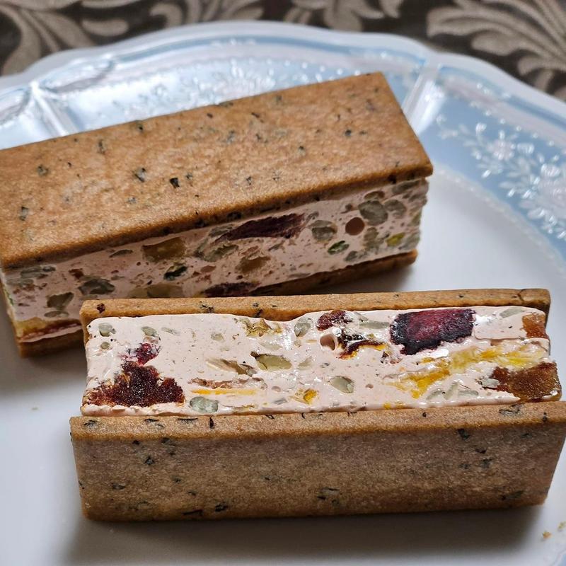 sakura(FROM NOUGAT SHOP)