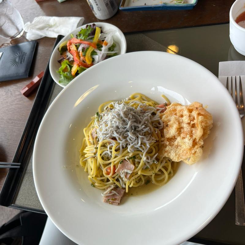 シラスと桜エビの地中海風パスタ(静ヒルズカントリークラブ レストラン )