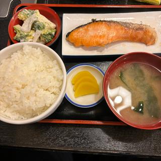 焼き鮭定食(もみじ)