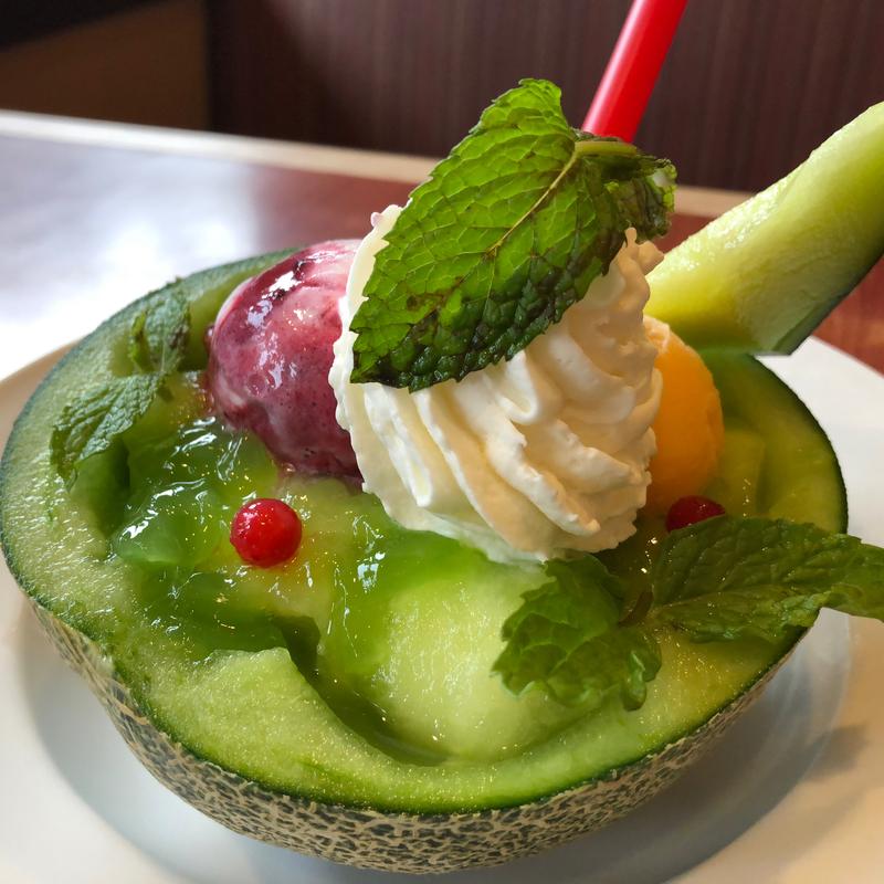 フレッシュメロンボウルパフェ(ロイヤルホスト竹の塚店)