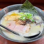 とんこつラーメン塩
