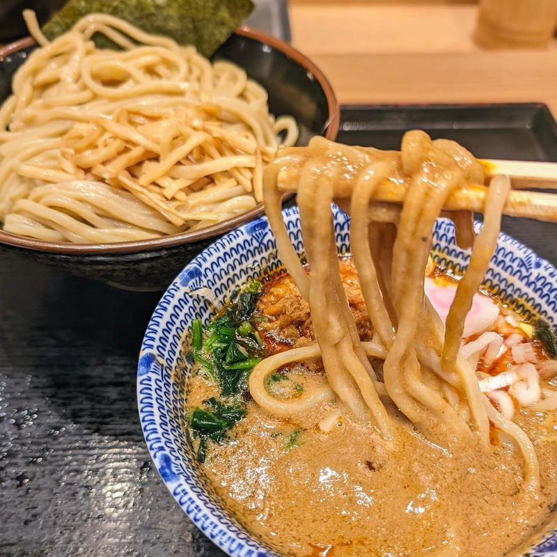 坦々つけめん 並(舎鈴 東京サンケイビル店)