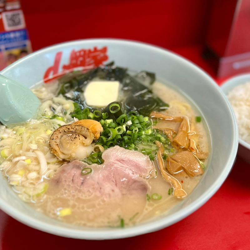 ホタテ塩とんこつラーメン(ラーメン山岡家 南2条店)