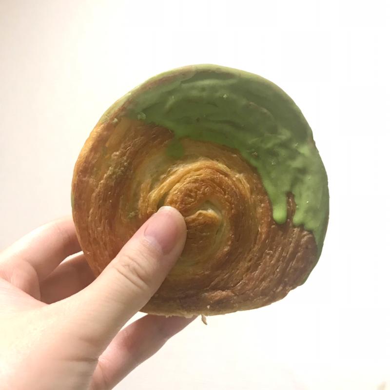 お抹茶クロワッサンロール(ローソン 富雄駅北店)