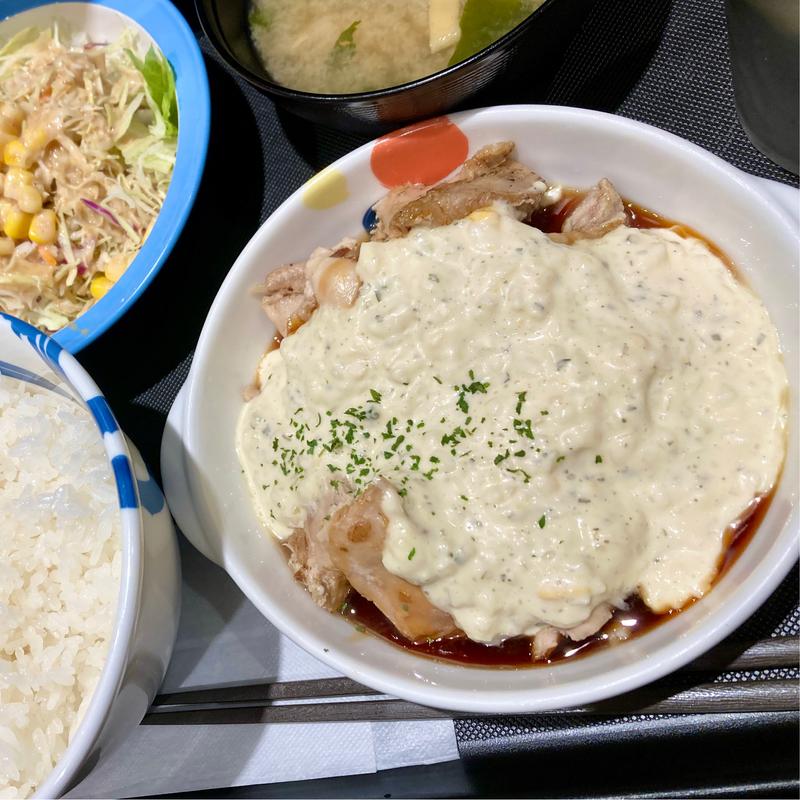 ごろごろチキンの和風タルタル定食(松屋 山科店 )