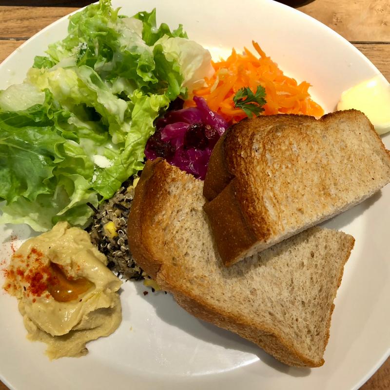 4種のデリプレート(THE CITY BAKERY 中目黒駅)