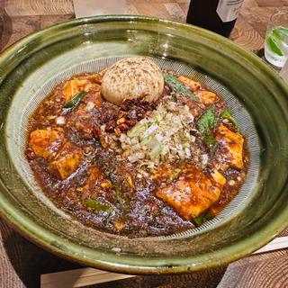 麻婆豆腐ラーメン（汁なし）煮卵トッピング(すするか、すすらんか。)