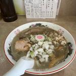 裏がね（並）細麺硬め（脂身辛味）ザク玉(町のらーめん屋 織しげ)