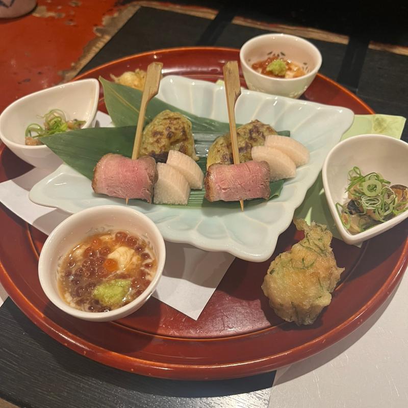 白身魚の新じゃが香味焼き　あしらい(多満喜)