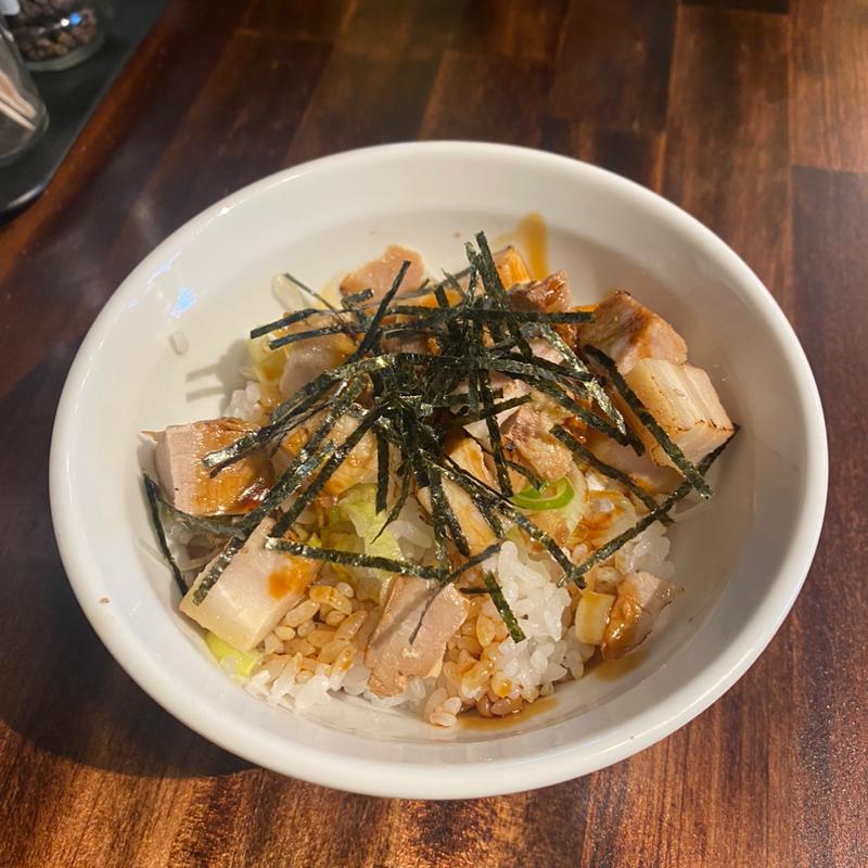 チャーシュー丼 ミニ(らぁ麺 十彩)
