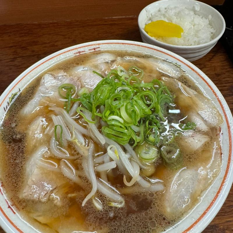 チャーシュー麺　少ライス(らぁめんみや)