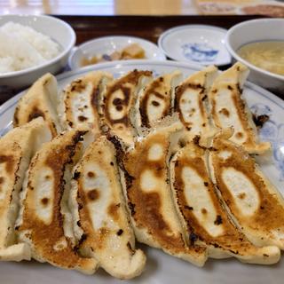 ダブル餃子定食(ぎょうざの満洲 狭山ヶ丘駅前店)