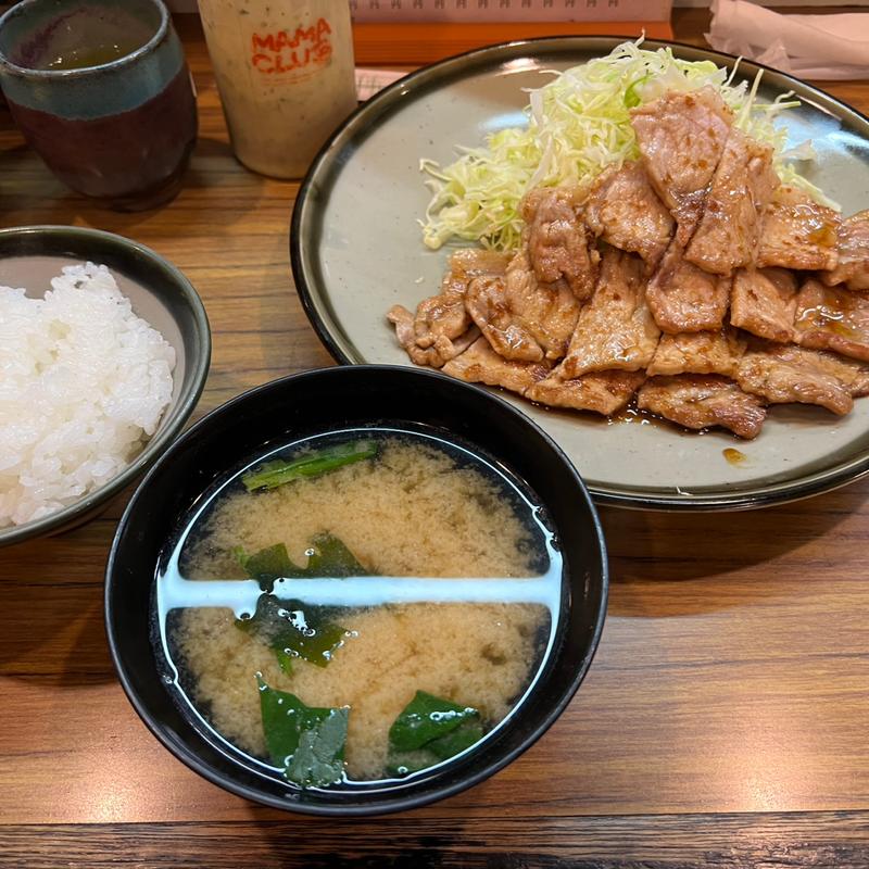 生姜焼き定食(多喜亭 （たきてい）)