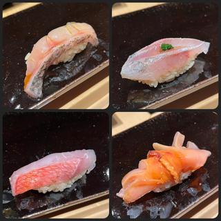 (鮨つぐ)