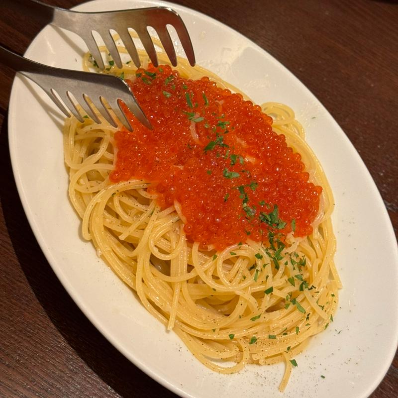  魚卵たっぷり！ペペロンチーノ(Pizzeria&Bar LOGIC 本町)