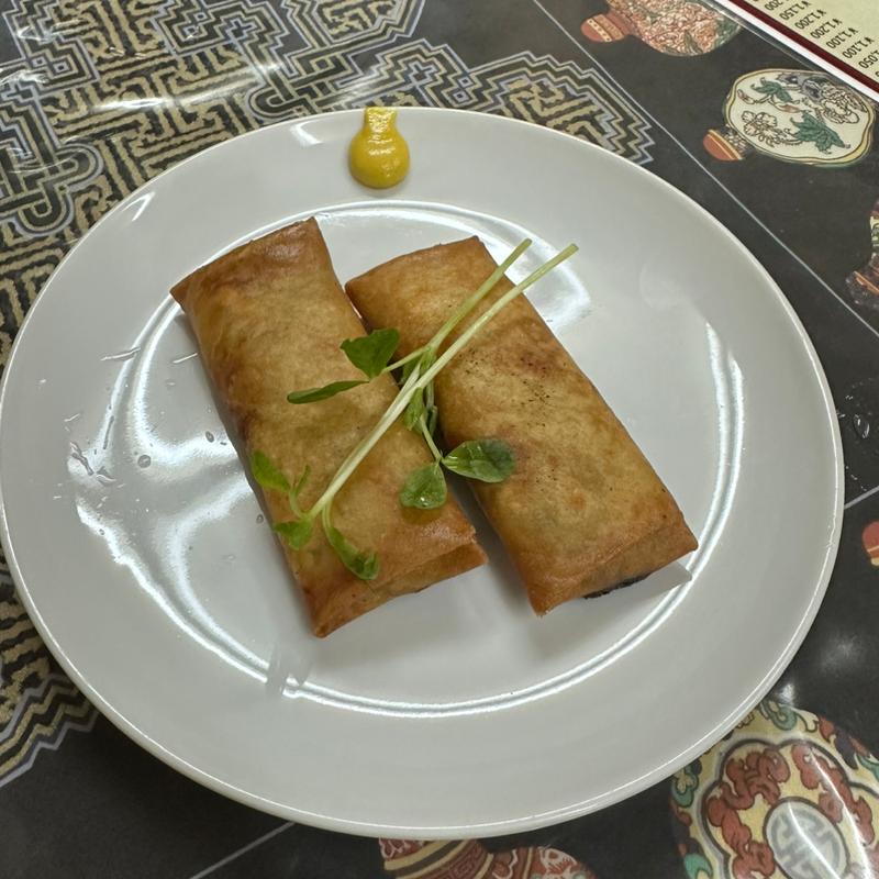 春巻き(中国料理 龍門)