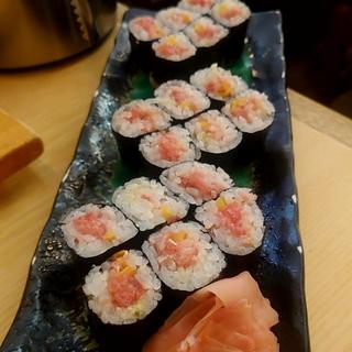 とろタク薪(伴 寿司処 Tomo Sushi)