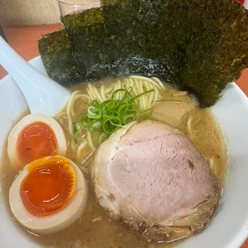 福々 京都豚骨醤油(煮玉子 焼き海苔)(麺や福々三座)