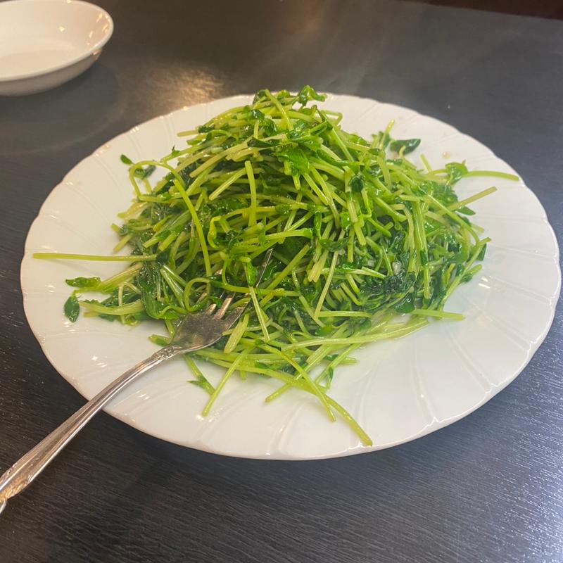 とうみょうのにんにく炒め(辣香坊)