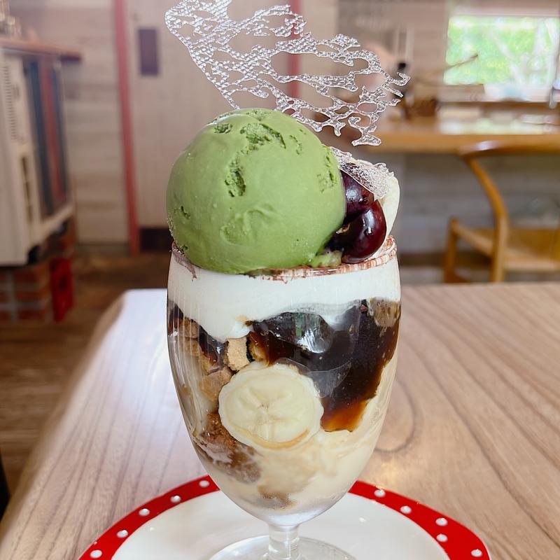 季節のデザート（ティラミスとバナナ）(カフェドミーミ（Café de mimi）)