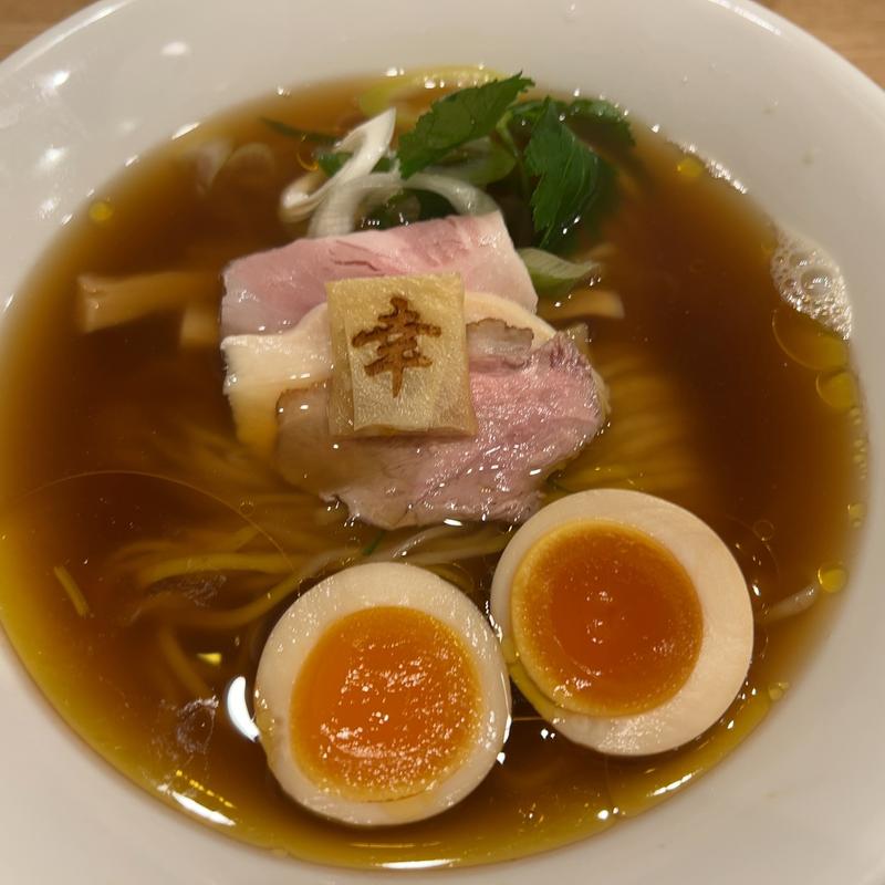 幸先坂はまぐりだしの醤油らぁめん 大盛煮玉子トッピング(中華そば 半蔵製麺)
