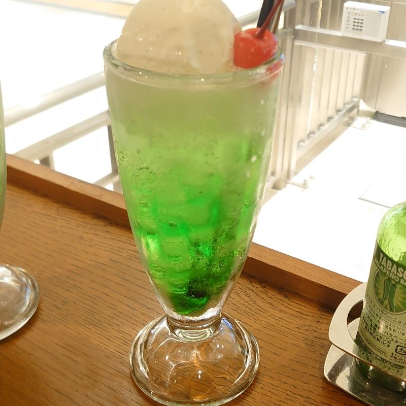 クリームソーダ(DEPOT デポ)